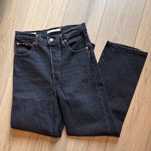 Levi's® Ribcage High Waist Ankle Straight Leg Jeans (Feelin Cagey)